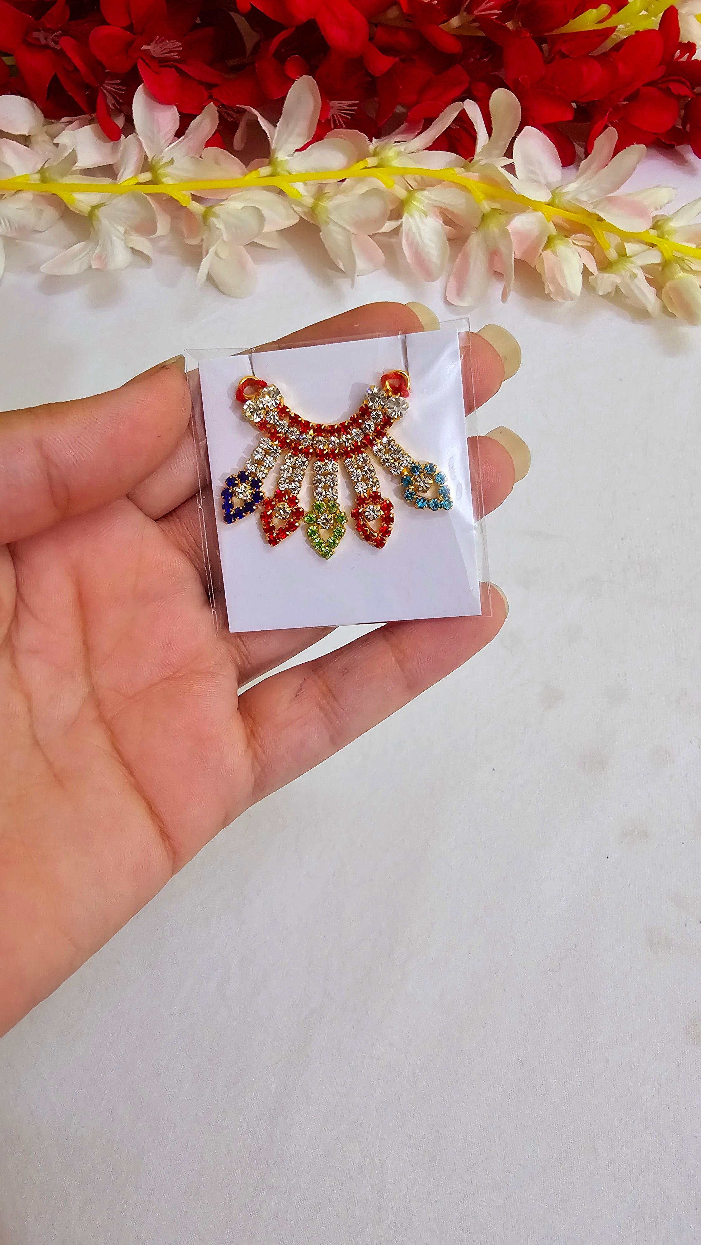 Multicolor choker