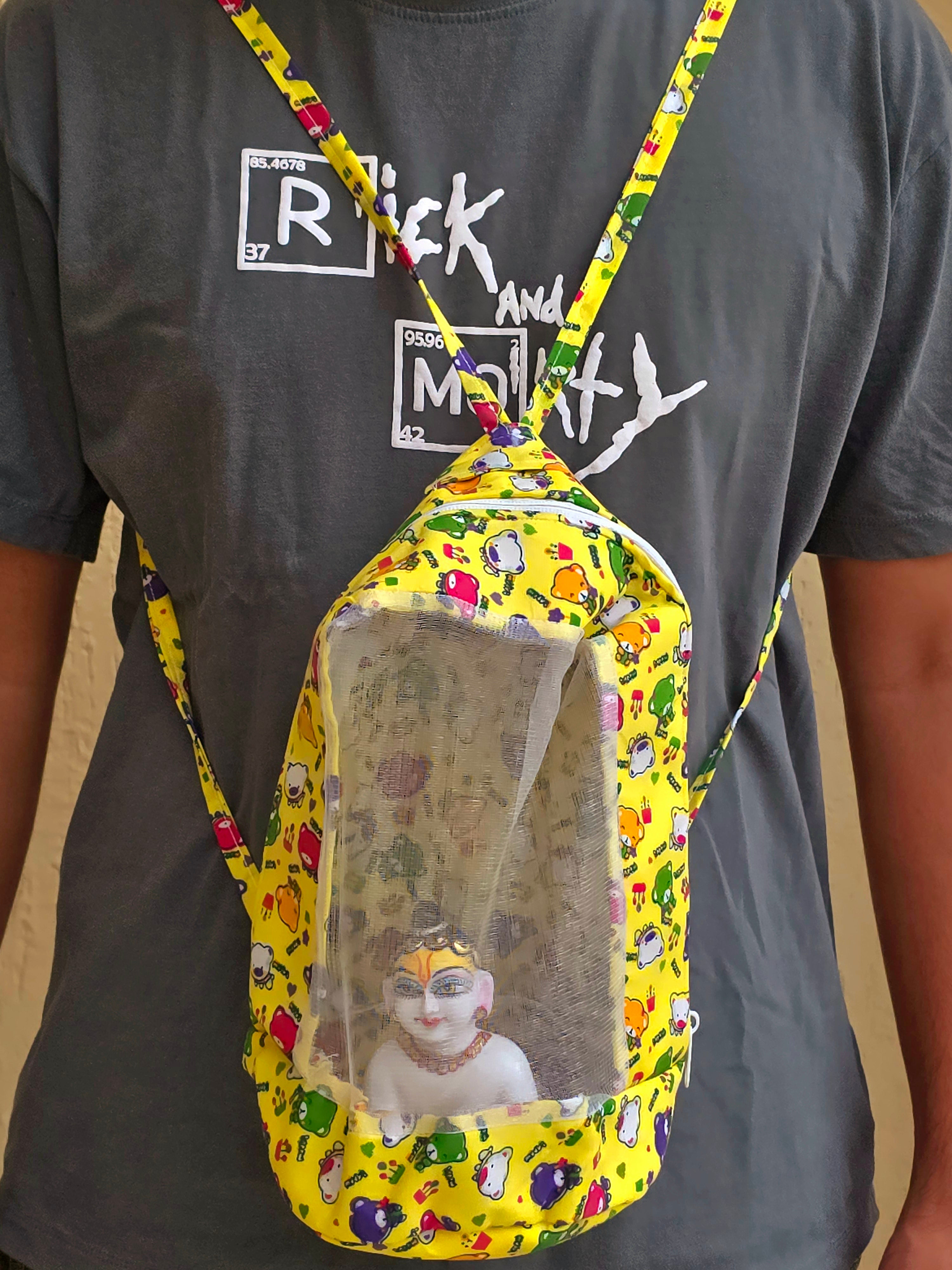 Travel bag for laddu