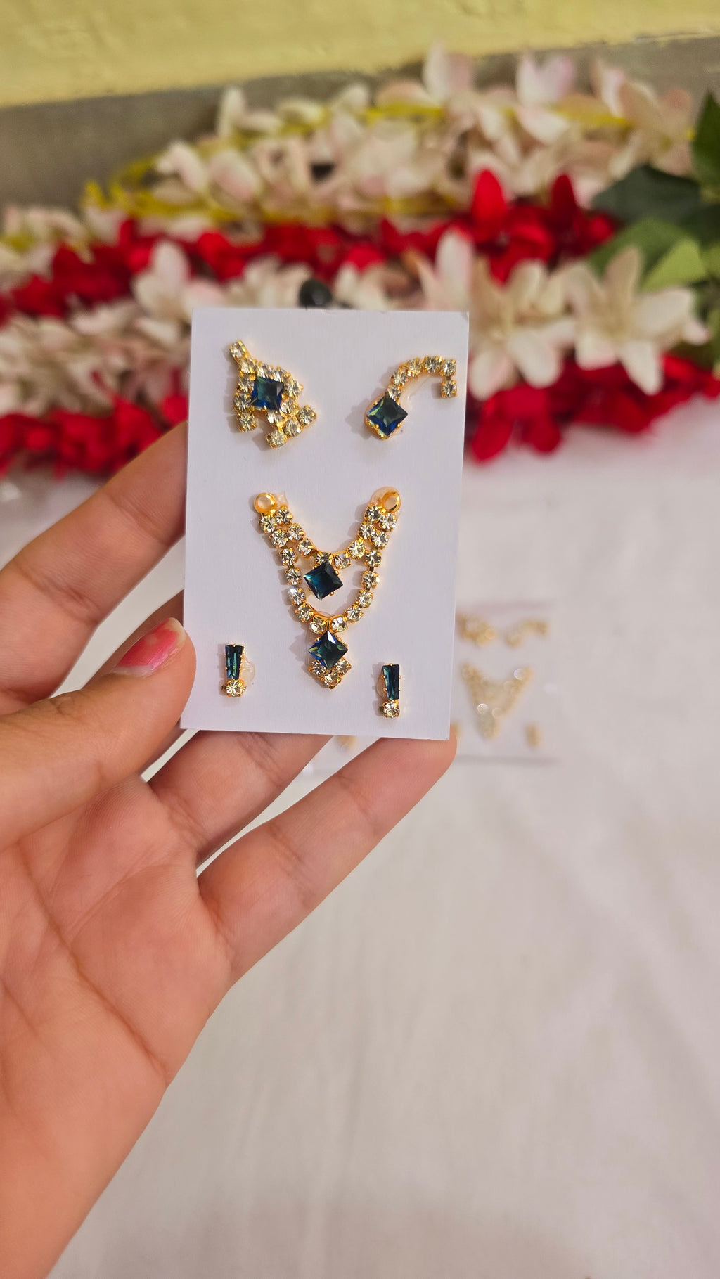 Ad necklace set(0-2no.)