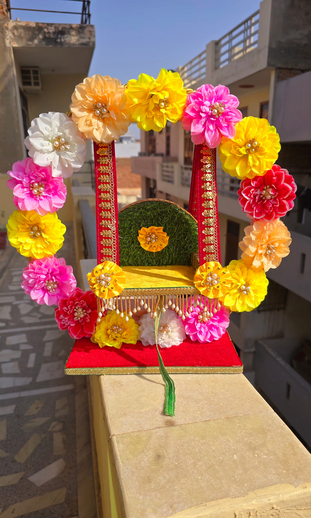 Flower jhula