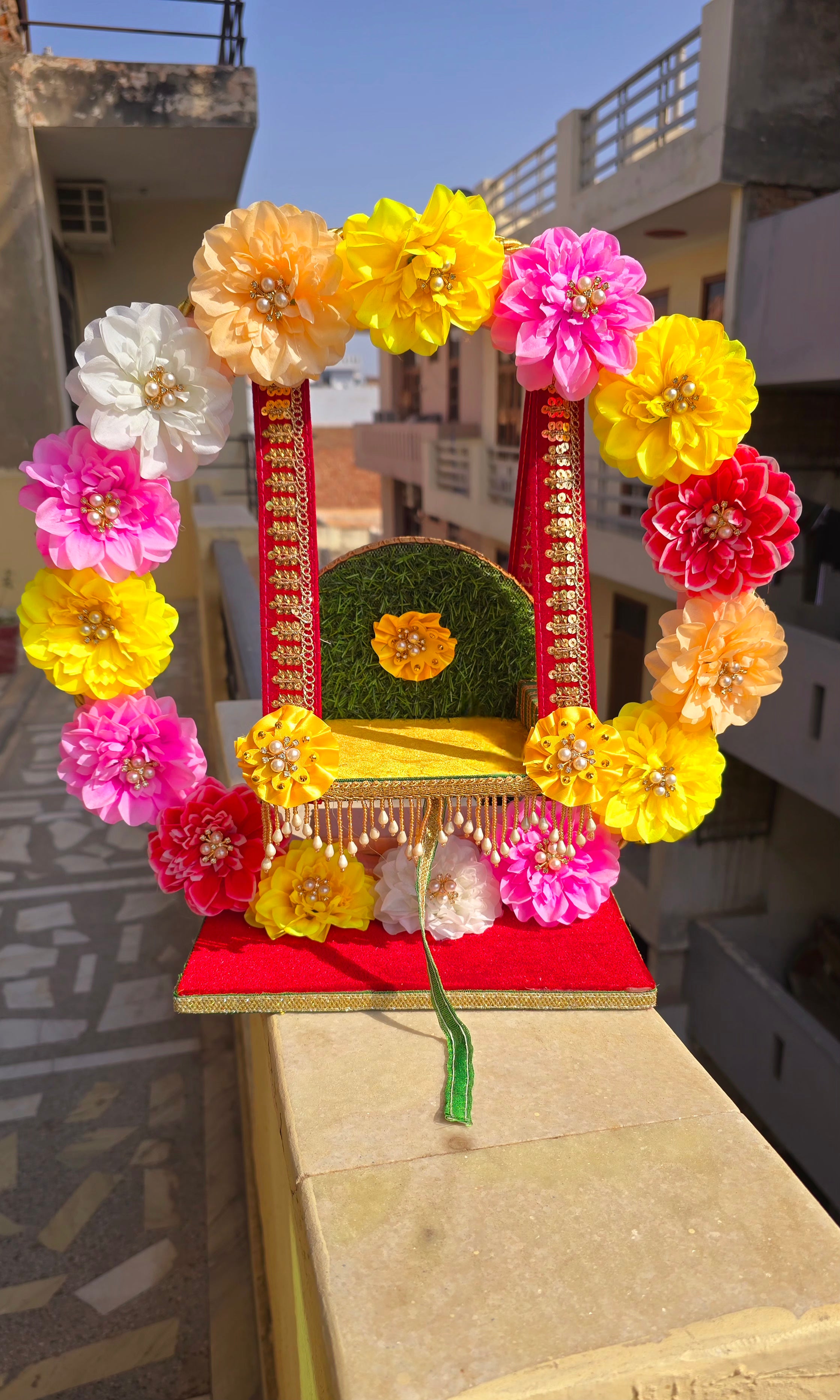 Flower jhula