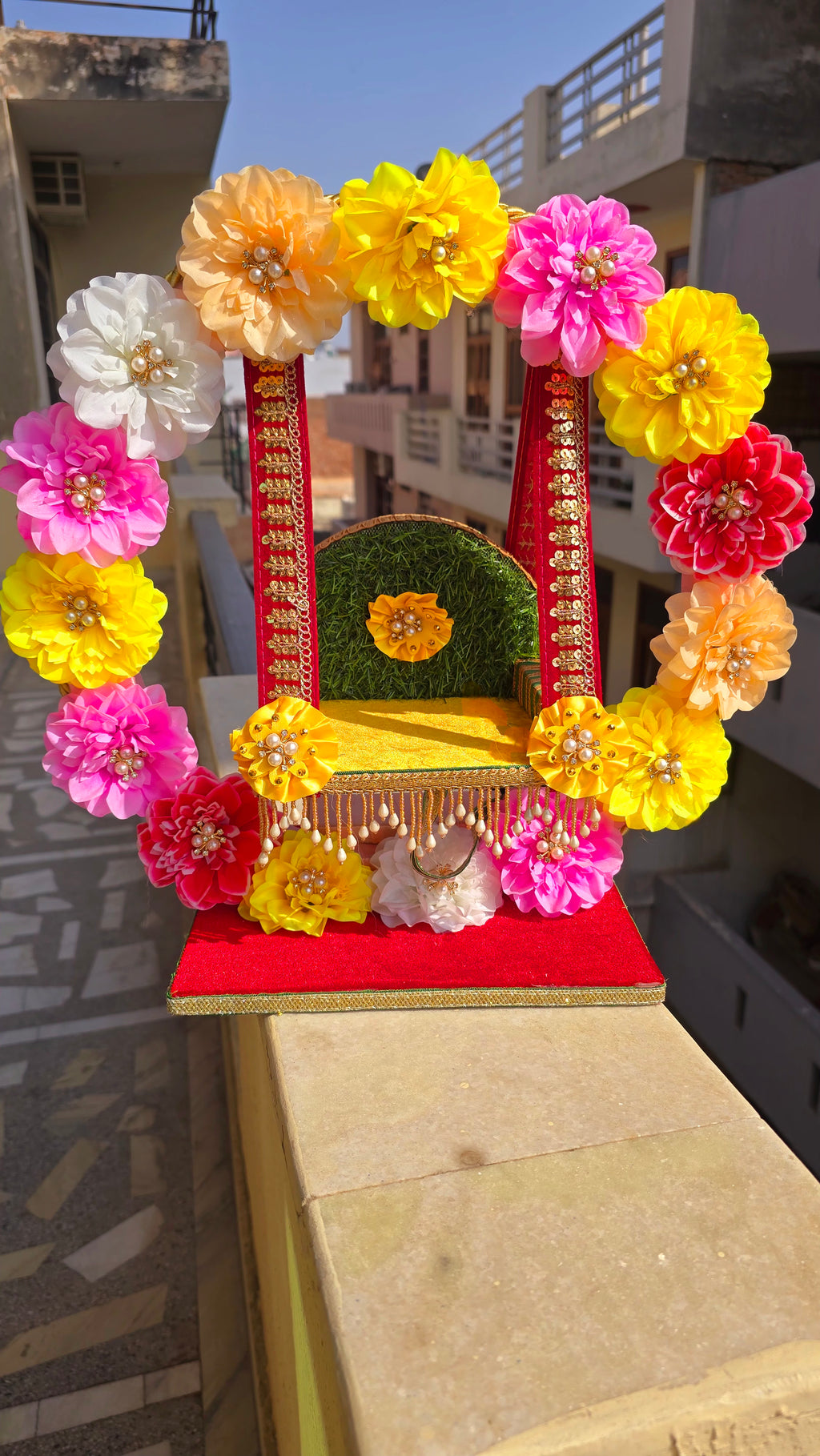 Flower jhula