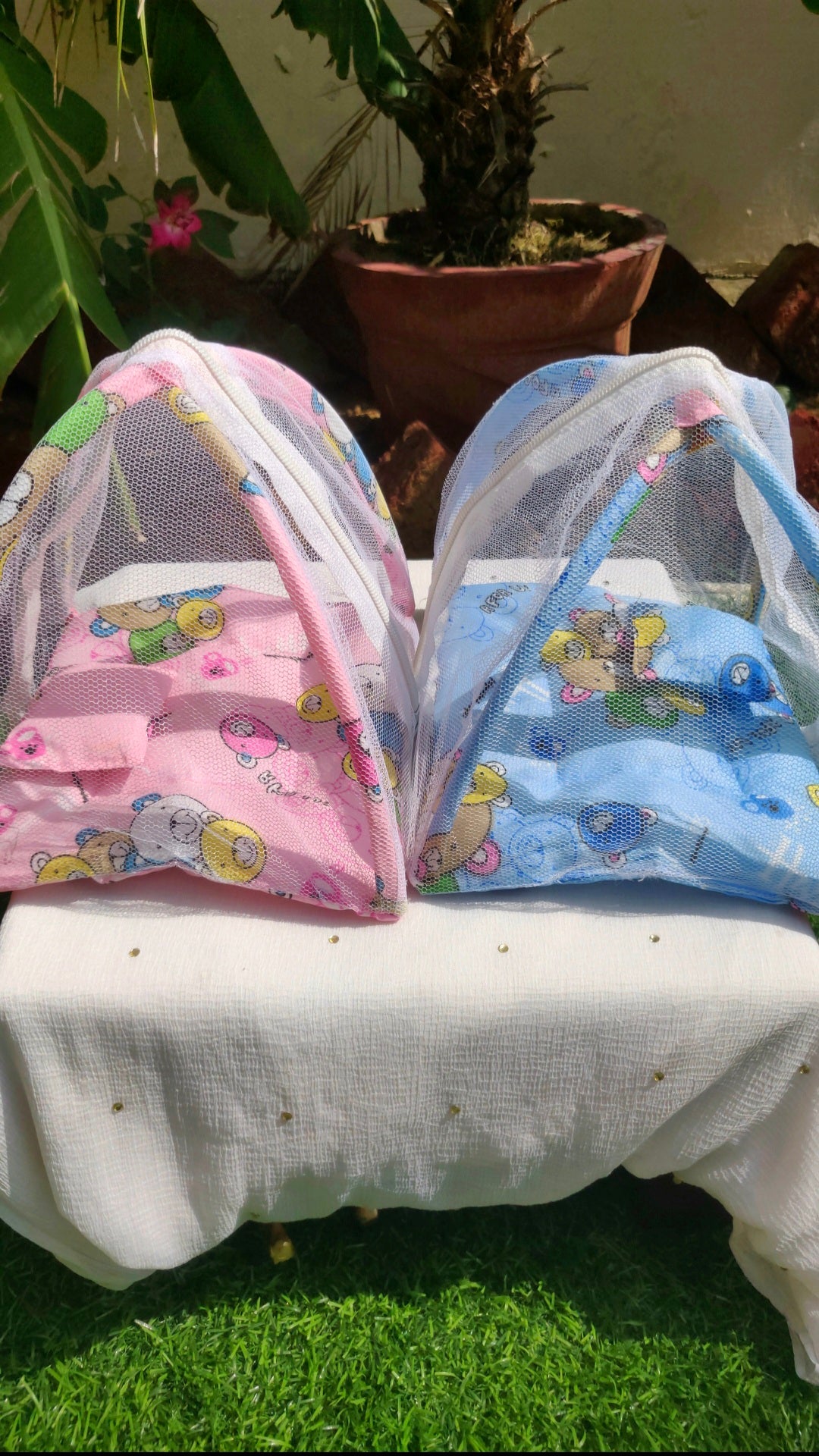 Mosquito net (macchardani)