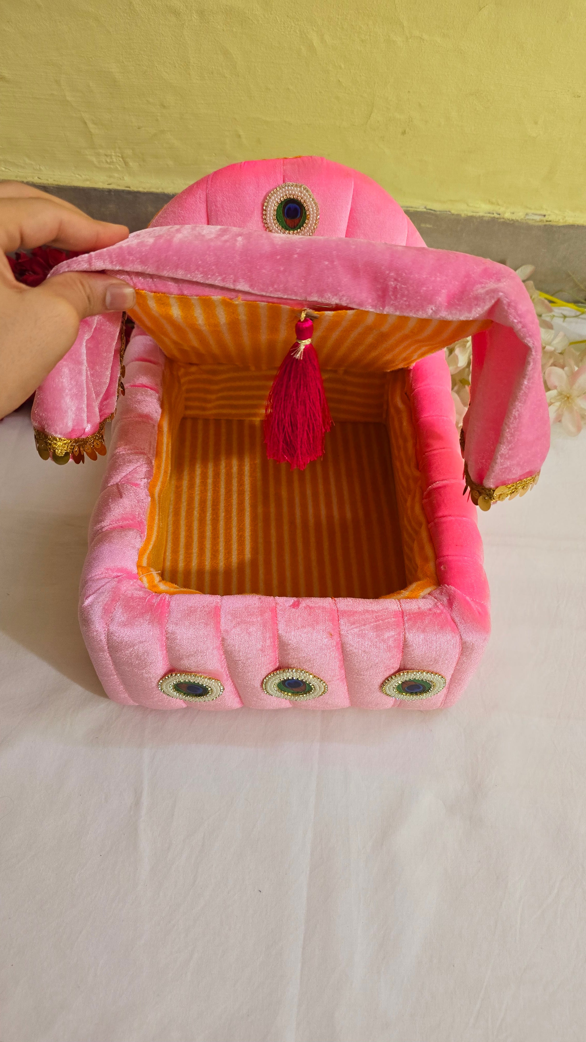 Wooden bed(0-8no.)