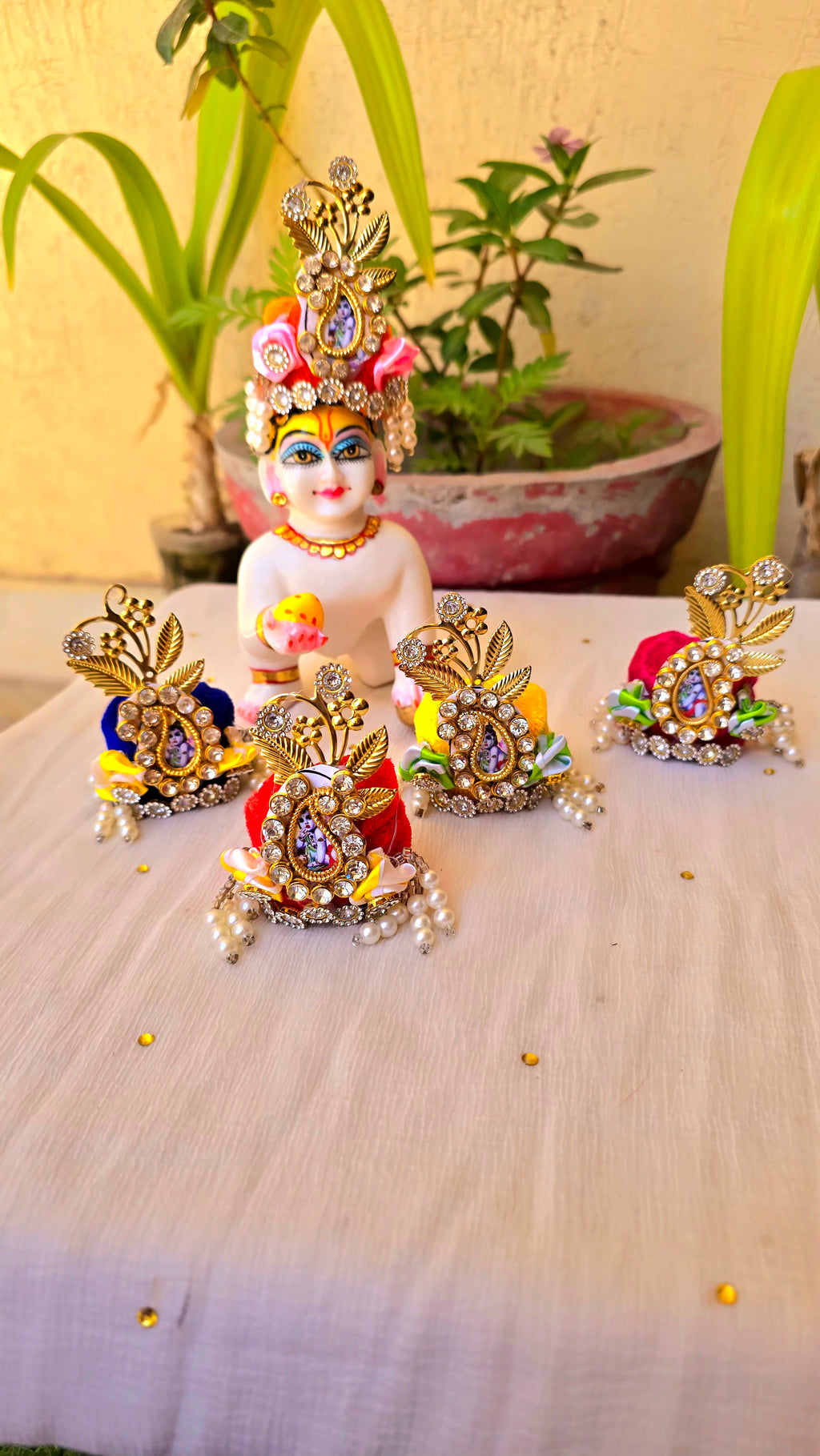 Designer heavy mukut